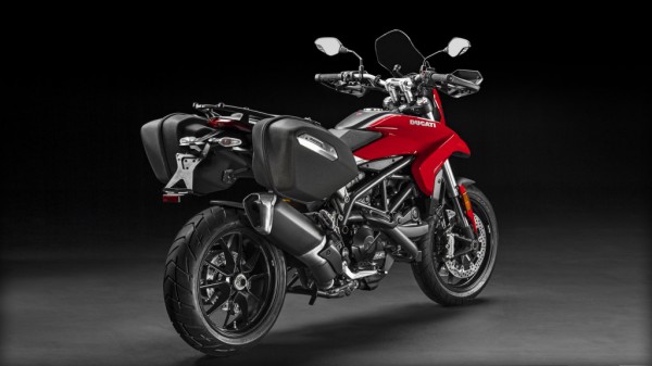 Hyperstrada-939_2016_Studio_R_D01_Acc_1920x1080.mediagallery_output_image_[1920x1080]