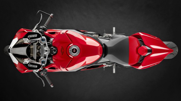 Panigale-V4-916-Anniversario-MY20-06-Gallery-Studio-1920x1080